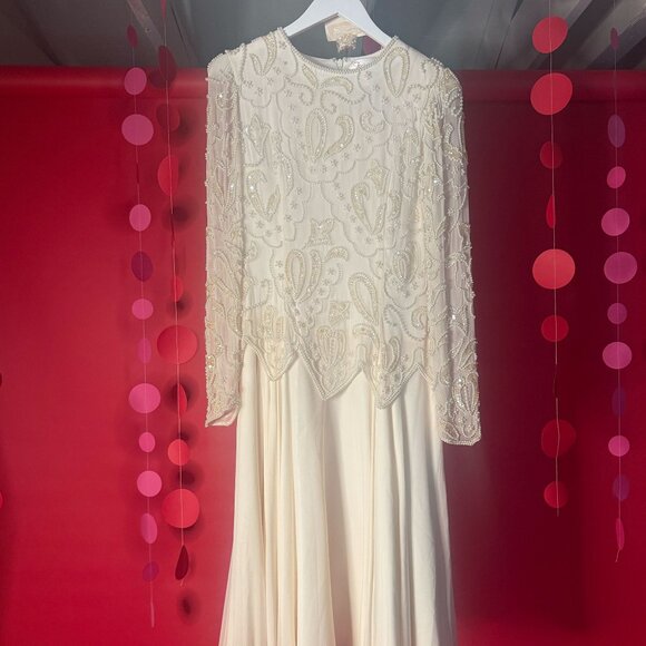 Vintage 1980s Pearl Beaded Cream Dress - Retro Bridal, Cocktail, or Evening Glam - Picture 8 of 12